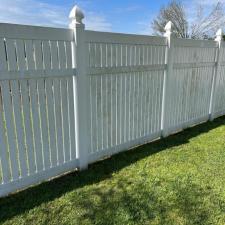 House fence cleaning